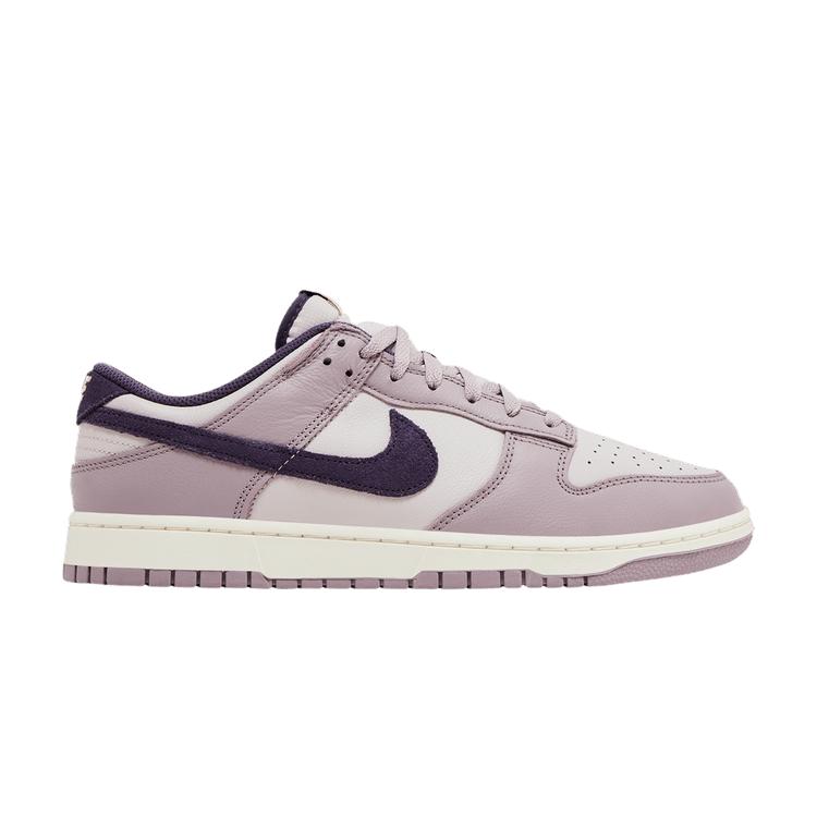 

Nike Dunk Low SE Light Violet Ore 44