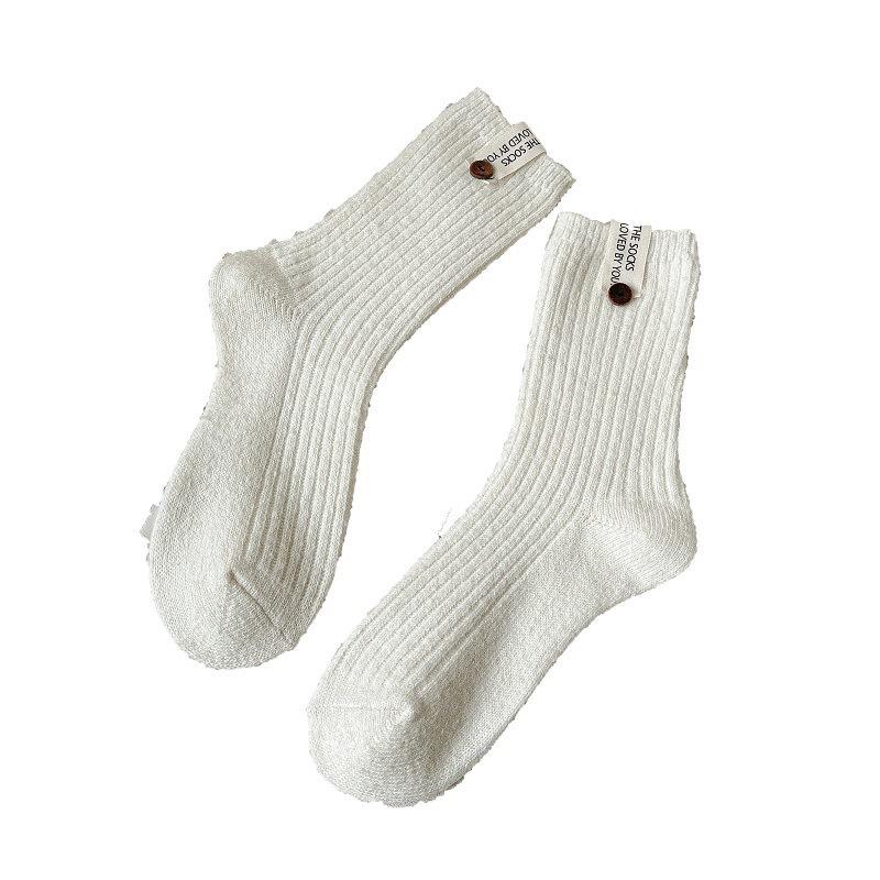 Autumn and Winter Fabric Label Button Wool Socks, Women's Mid-calf Socks, Solid Color Thickened Warm and Versatile Pile Socks