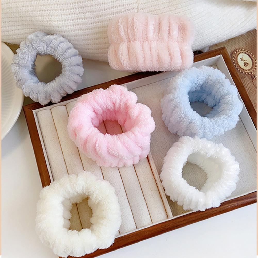 Wristband for Yoga Washing Face Soft Flannel Wrist Strap Reusable Makeup Towel Wrist Velvet Towel Girls Elastic Face Wash
