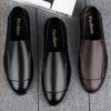Pánská ležérní obuv z pravé kůže Prodyšné pánské mokasíny Módní nazouvací měkká obuv pro řidiče Britský styl Klasická luxusní značka