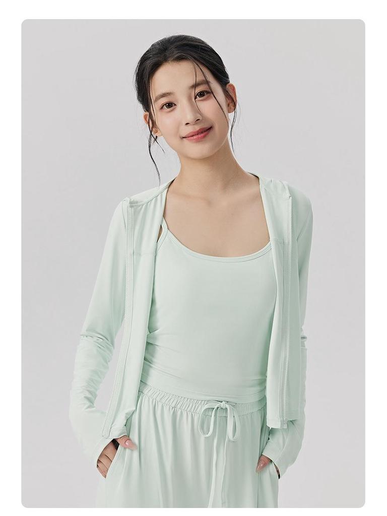 Women's Three-Piece Yoga Suit: Casual Pilates Fitness Set with Sun Protection