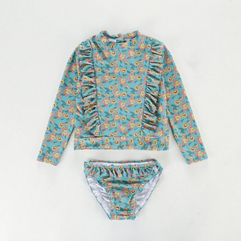 

Детский раздельный купальник для девочки с цветочным принтом, оборками, длинными рукавами, шорты, комплект из 2 предметов, детская одежда на весну и лето, купальники для девочек 140 7-8T