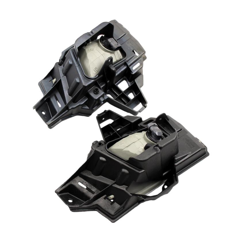 Halogen Fog & Bumper Lights for 2009-2011 Toyota Kijang Innova.