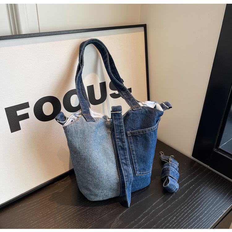 New Denim Shoulder Bag Large Capacity Shopping Bag Mother Bag Literature and Art Student Schoolbag Commuter Bag Ins Make-up Bag