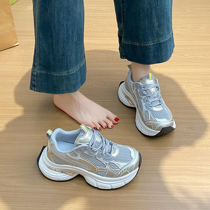 

New dad shoes women s summer student sports running shoes casual shoes with heightened thick soles 40 золотий