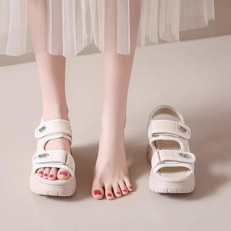 Sports sandals women's summer new versatile thick-soled heightening small Velcro muffin beach sandals