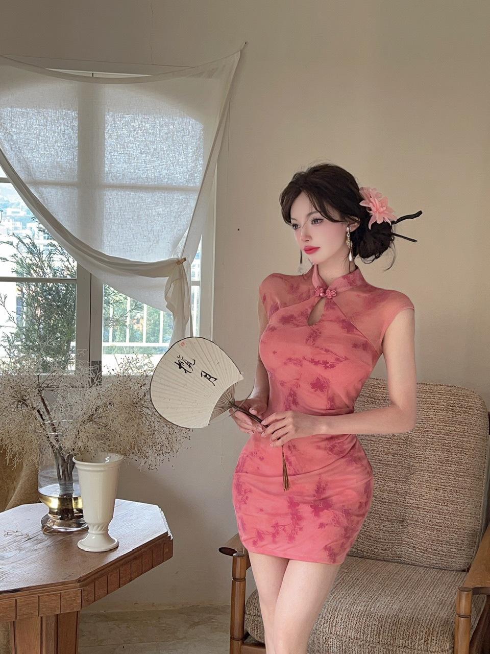 Summer new sexy celebrity mesh stitching lace hip-wrapped short bottom tight cheongsam dress women S розовый