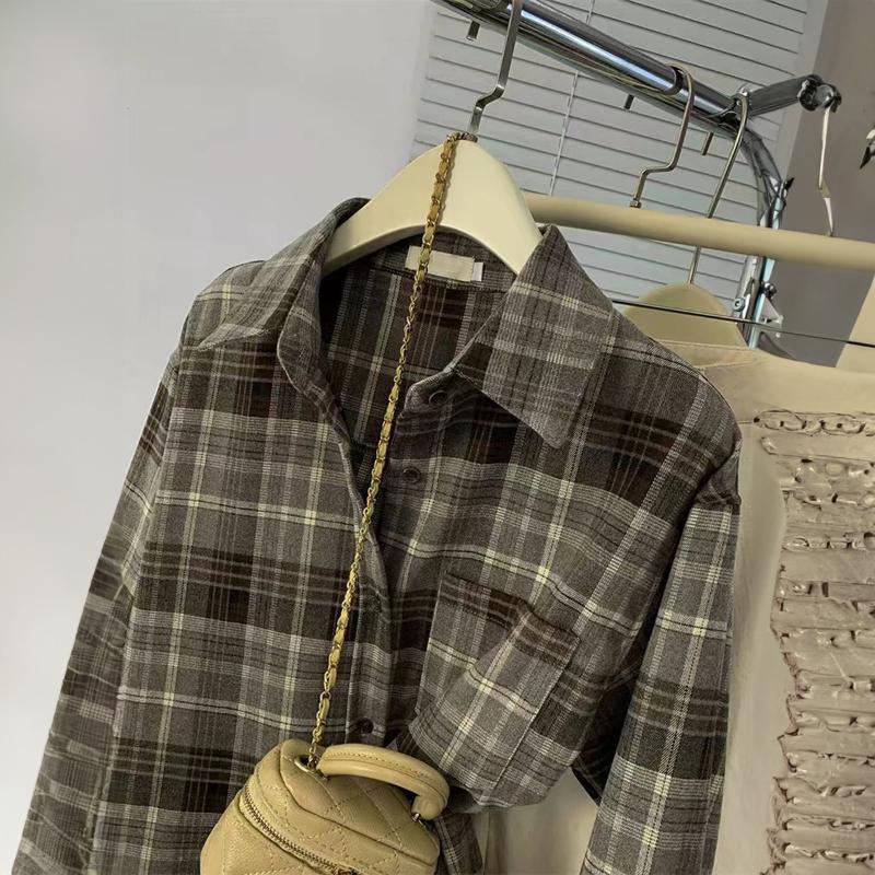 Women's Plaid Flannel Shirt Oversized Casual Button-Up Long Sleeve Blouse