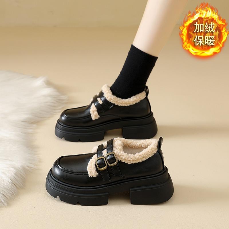 Winter new thick-soled velvet women's fashion trendy with warm small leather shoes women