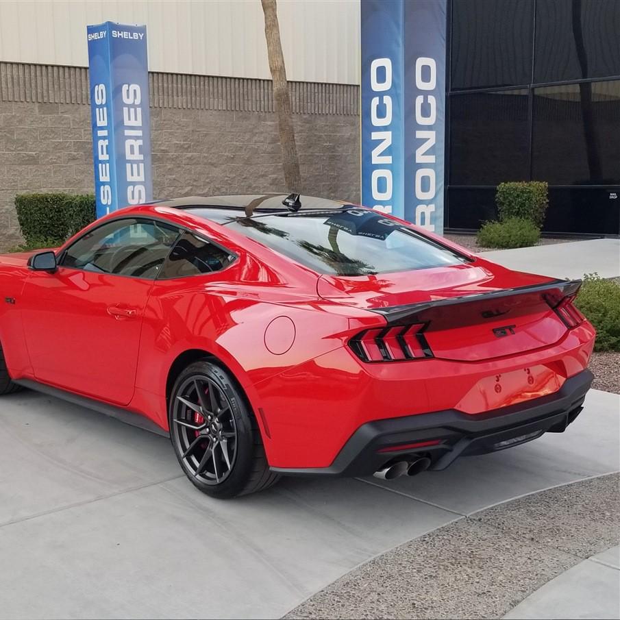 Ford Mustang Dark Horse S650 Carbon Fiber Rear Diffuser Body Kit