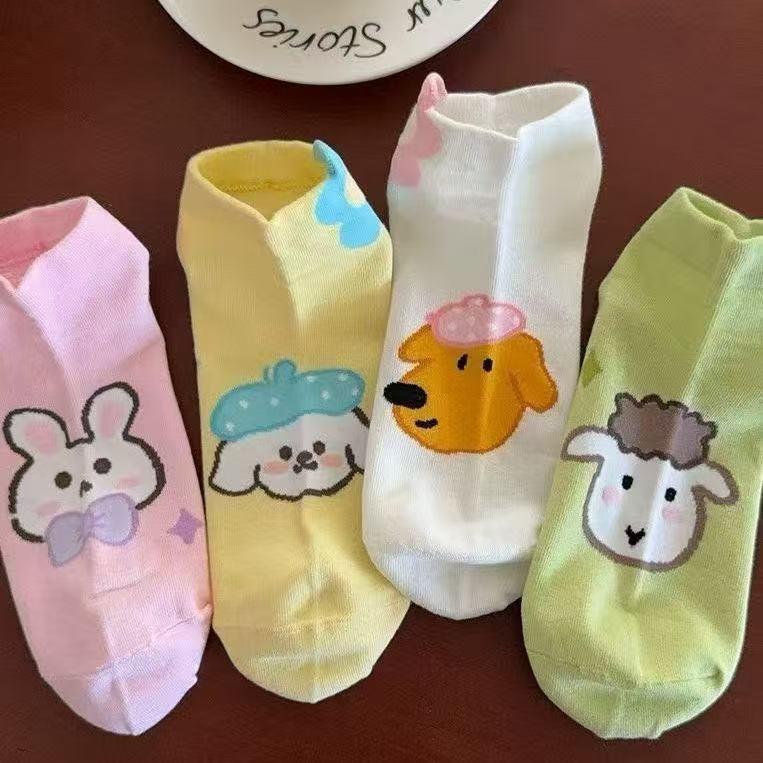 

Милые мультяшные щенки, носки с коротким краем и цветочной окантовкой для женщин, универсальные спортивные тонкие хлопковые носки, трендовые корейские студенческие носки One size