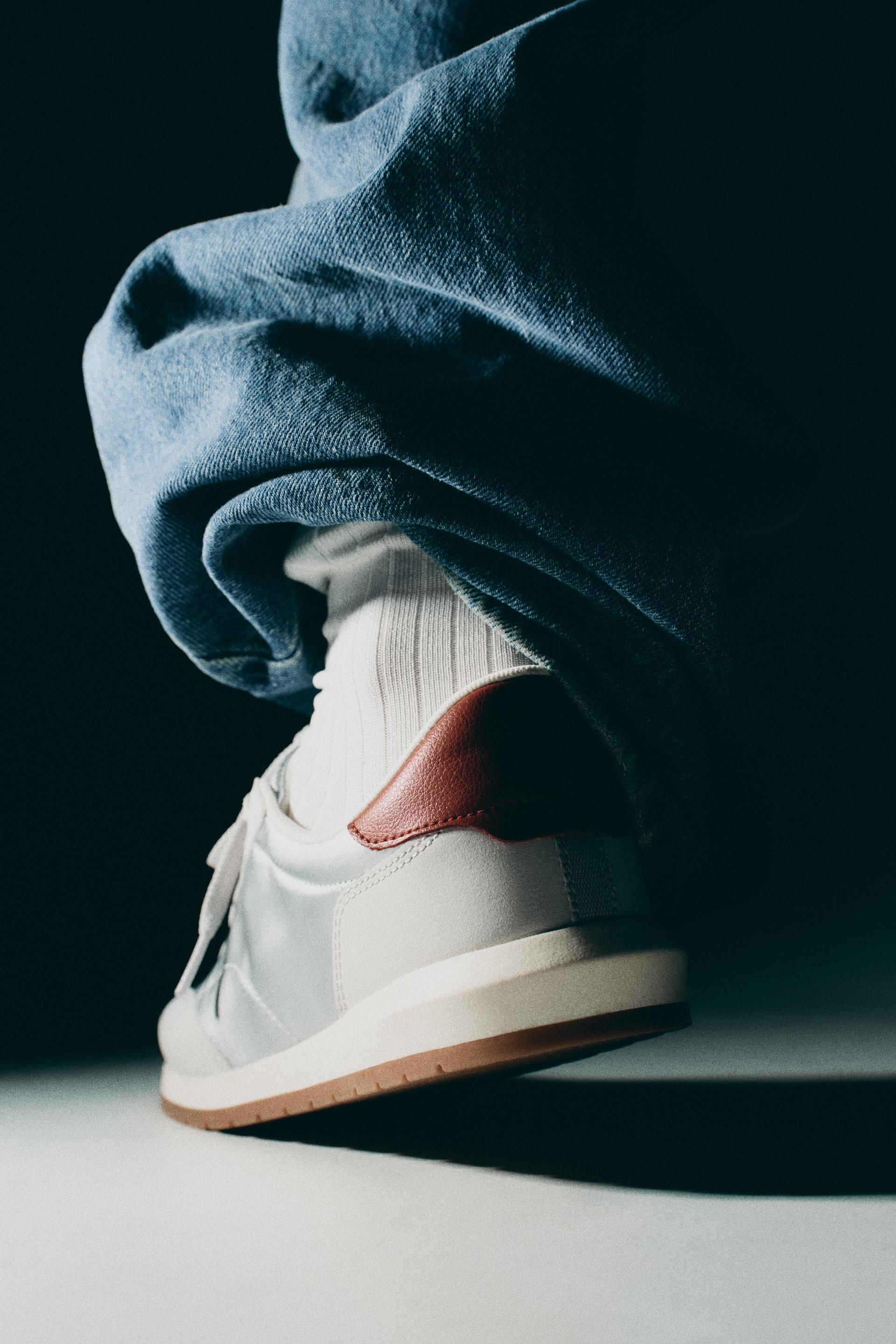 

МЕТАЛЛИЧЕСКИЕ ТРЕНАЖЕРЫ ДЛЯ БЕГА