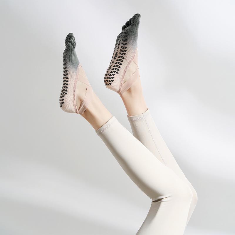 

Градиентные нескользящие носки для йоги с пятью пальцами для женщин - носки для пилатеса со свободными пальцами для весны и осени.