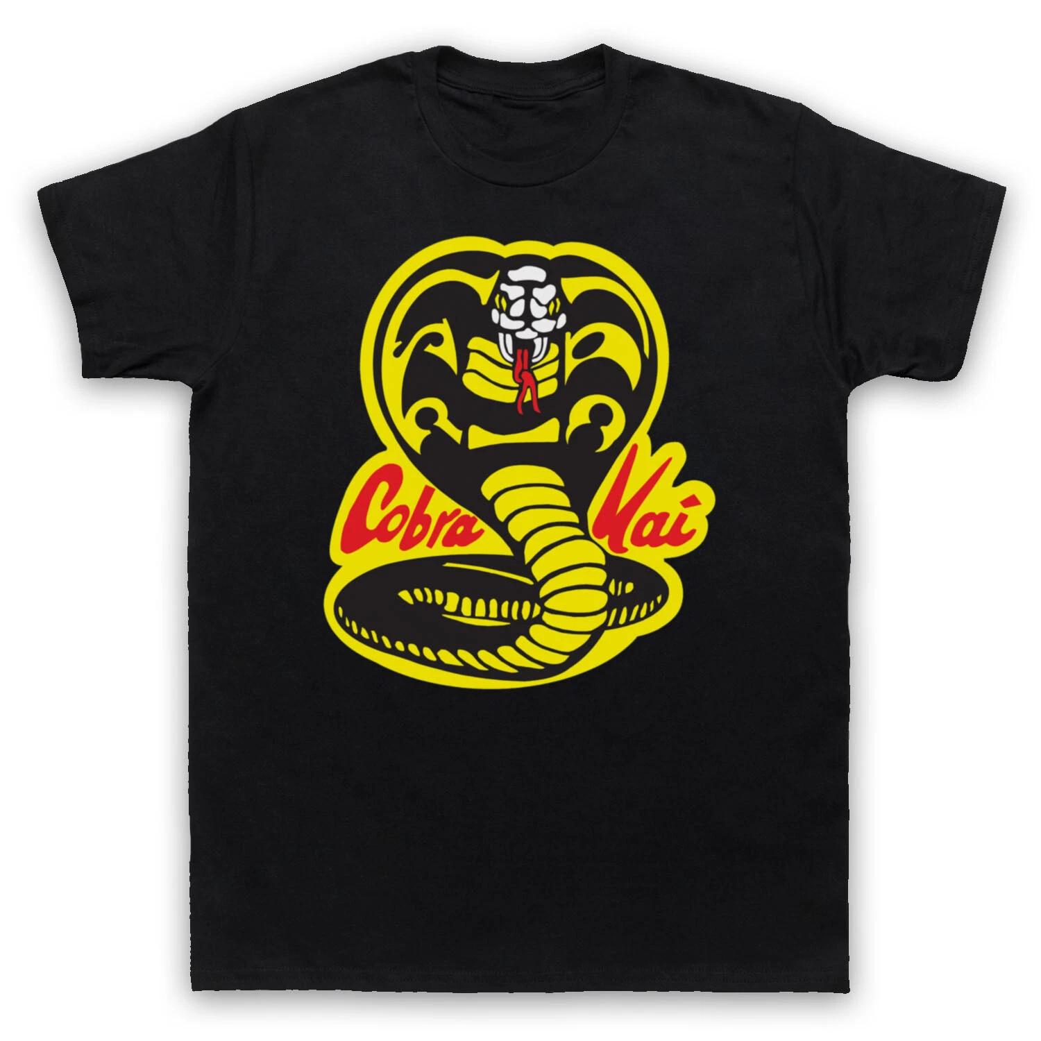 80-е KARATE KID COBRA KAI ЛОГОТИП НЕОФИЦИАЛЬНЫЙ ДОДЗЁ ФИЛЬМ МУЖСКАЯ И ЖЕНСКАЯ ФУТБОЛКА 130