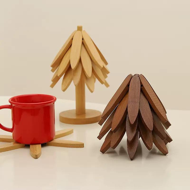 New Fashion Christmas Tree-Shaped Wooden Heat Resistant Creative Kitchen Table Decor Hot Pad for Dining Home