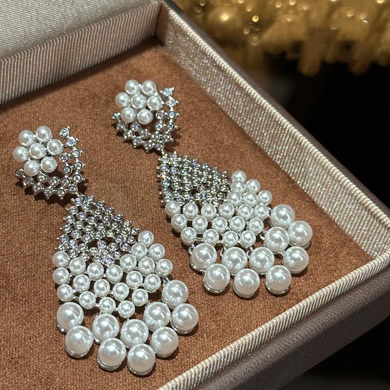 Silver Needle Diamond Drop Tassel Pearl Earrings Light Luxury Premium Versatile Earrings Court Style Retro Niche Earrings