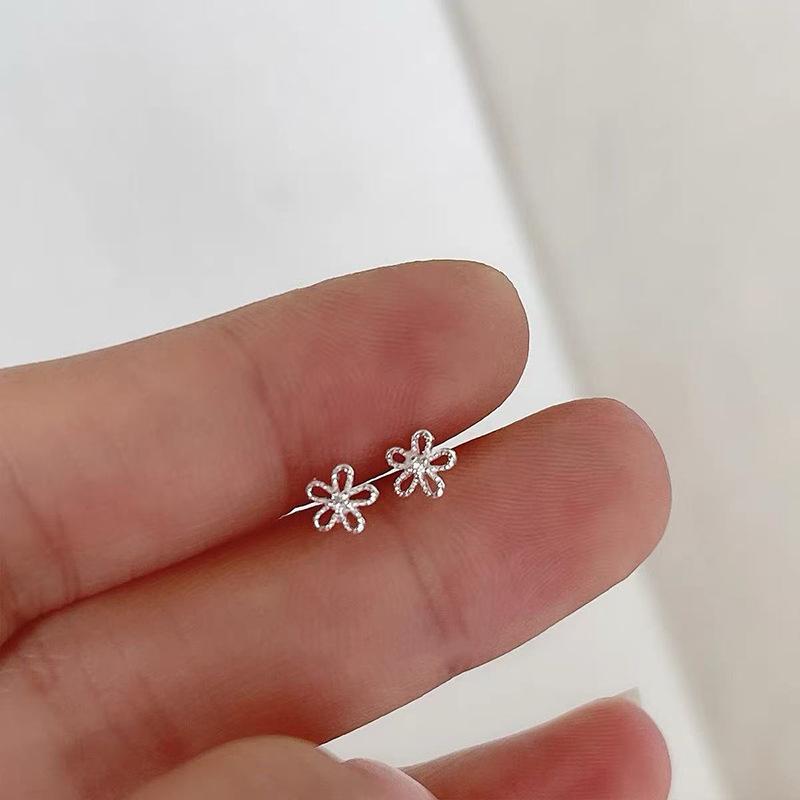 S925 Silver Stud Earrings Women's Ear Hole Earrings Niche Design Earbone Studs High-end Earrings