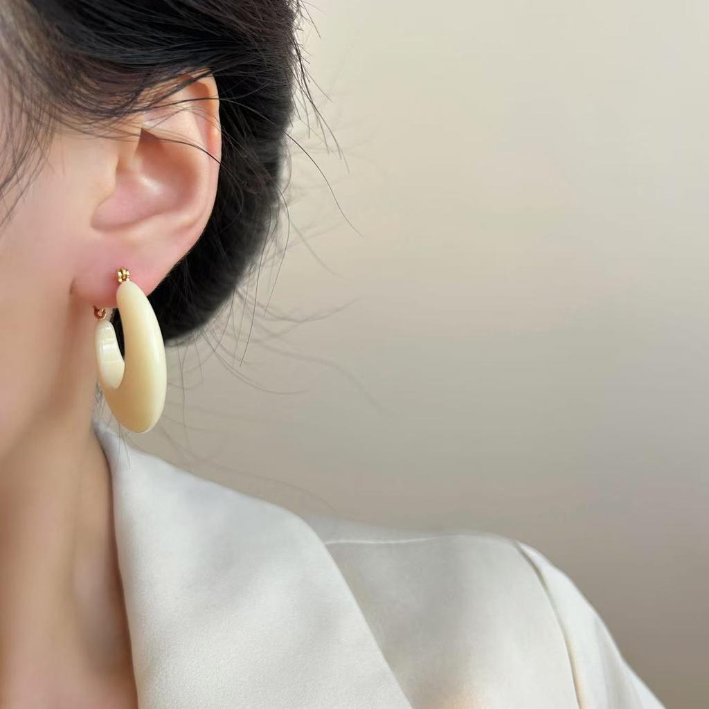 Korean Small Fresh Semi-Round Stud Earrings Temperament Versatile Earrings Candy Color Personality Advanced Sense Daily Commuter Earrings