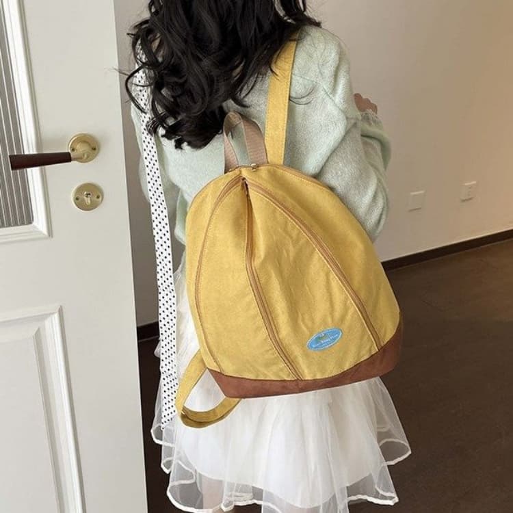Japanischer lässiger Rucksack mit Muschel-Design in passenden Farben