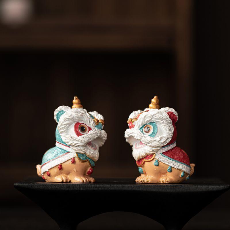 Premium Resin Color-Changing Tea Pet Drinking Tea Decoration for Tea Table Top Chinese Trendy Lion Wake-Up Resin Craft Home Deco