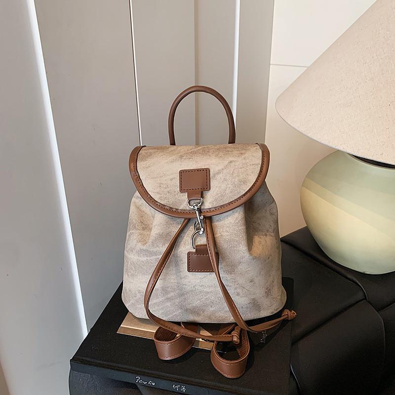 Stylish Pu Shoulder Bag For Women With Comfortable Soft Structure And Inner Pouch Suitable For Daily