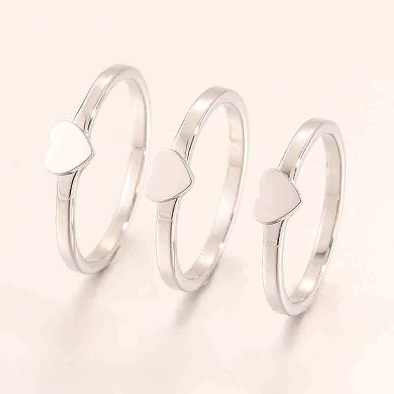 Fresh Stainless Steel Closed-mouth Heart-shaped Ring for Women - Simple Finger Jewelry Accessory