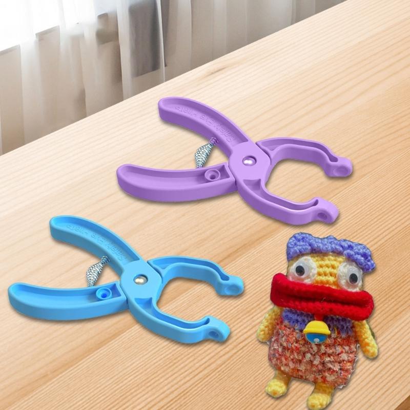 Safety Eye Tool Auxiliary Tool for Attaching Safety Eyes Ergonomic Handle Safety Eye Crochet Tool for Crocheting Project