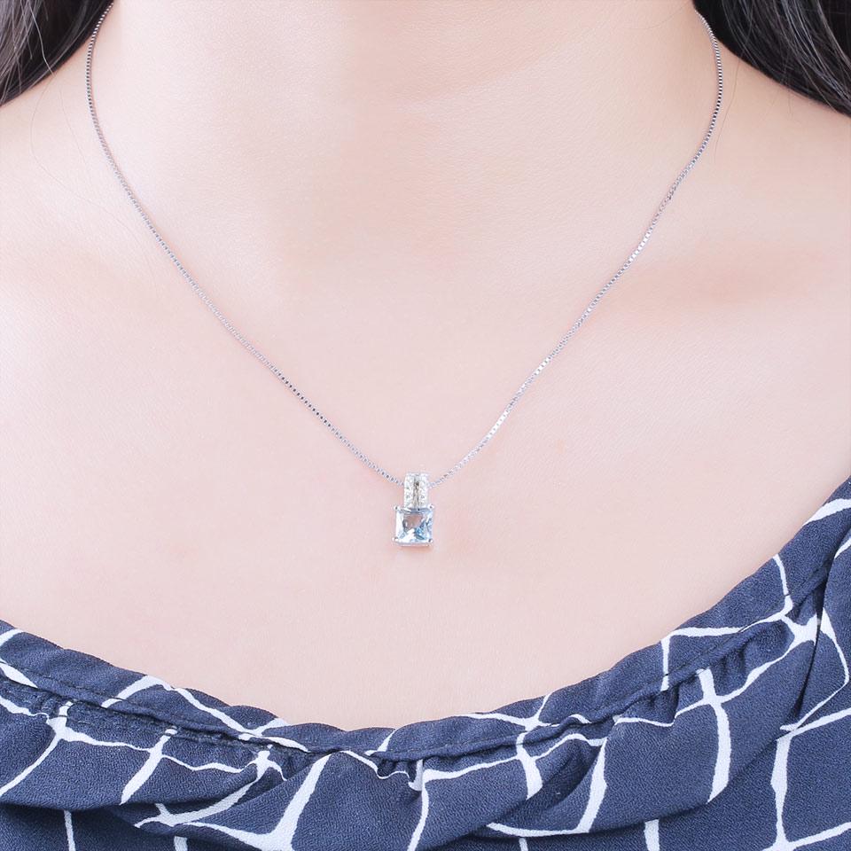 Umcho Zielona zawieszka ślubna ze szmaragdem w szlifie Princess