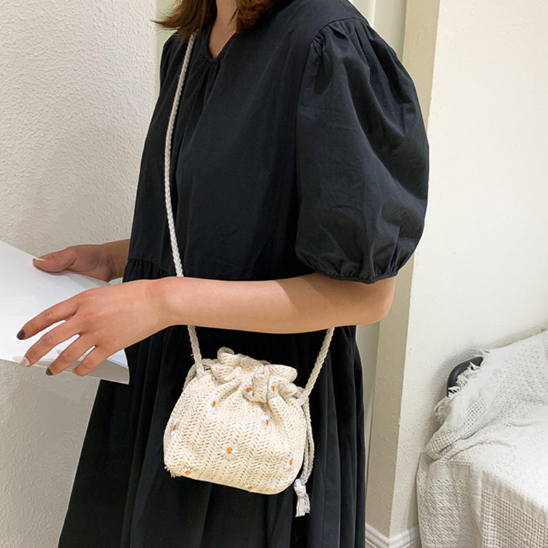 Women'S Summer Beach Shoulder Bags Straw Weave Bucket Bags Rattan Handbags Totes Casual Handbags Retro Mini Shoulder Bag