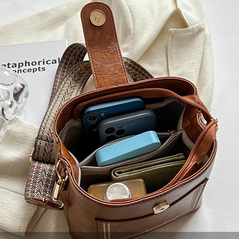 Mote Bøtte med stor kapasitet Crossbody-vesker for kvinner Nye uformelle bærbare skuldervesker Mote-håndvesker for damer