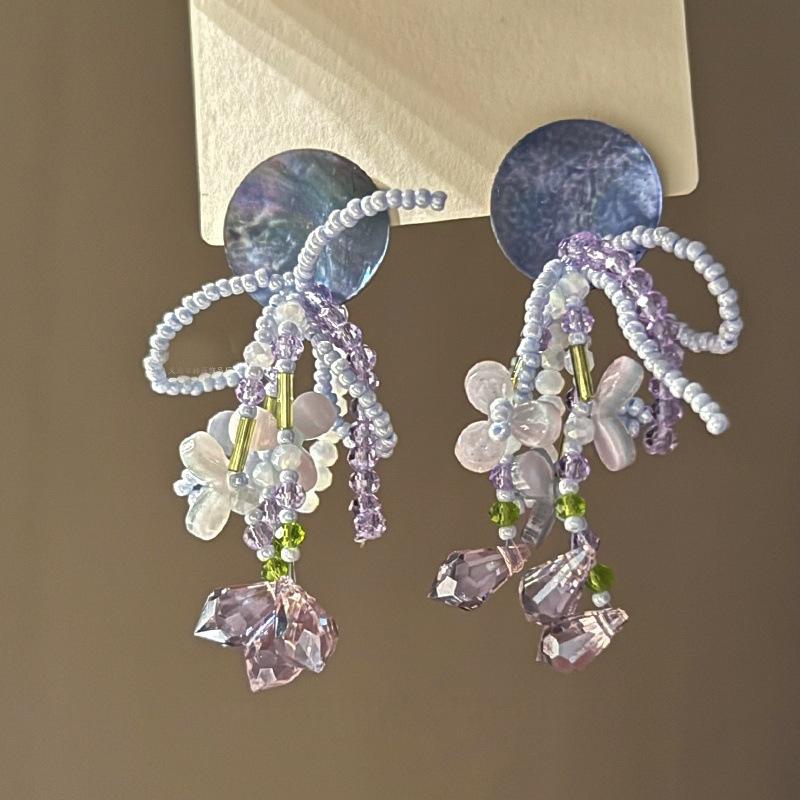 Rice Beads Beaded Flower Round Earrings Women's Fresh and Fashionable Stud Earrings High-end Commuting Versatile Earrings