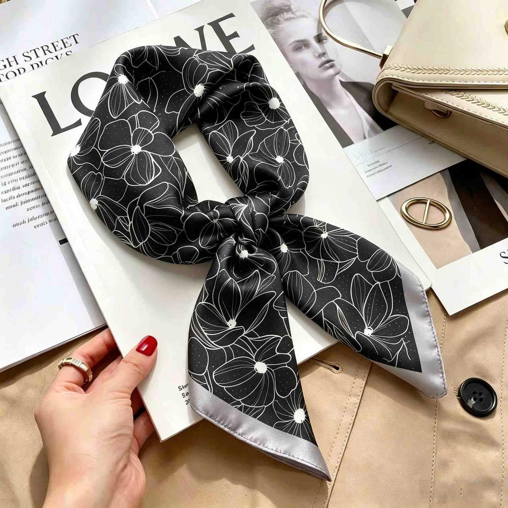 Women's spring and autumn silk scarf temperament versatile thin Internet celebrity Korean version light luxury fashion scarf high-end design small squ