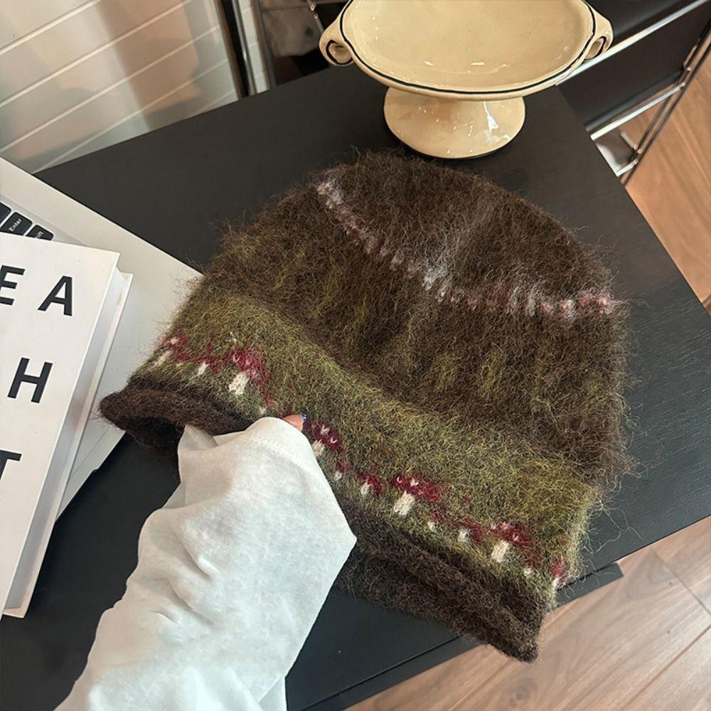 Windproof Fair Isle Style Knitted Hat Thicken Beanies Hat Casual Winter Pullover Hat Spicy Girls