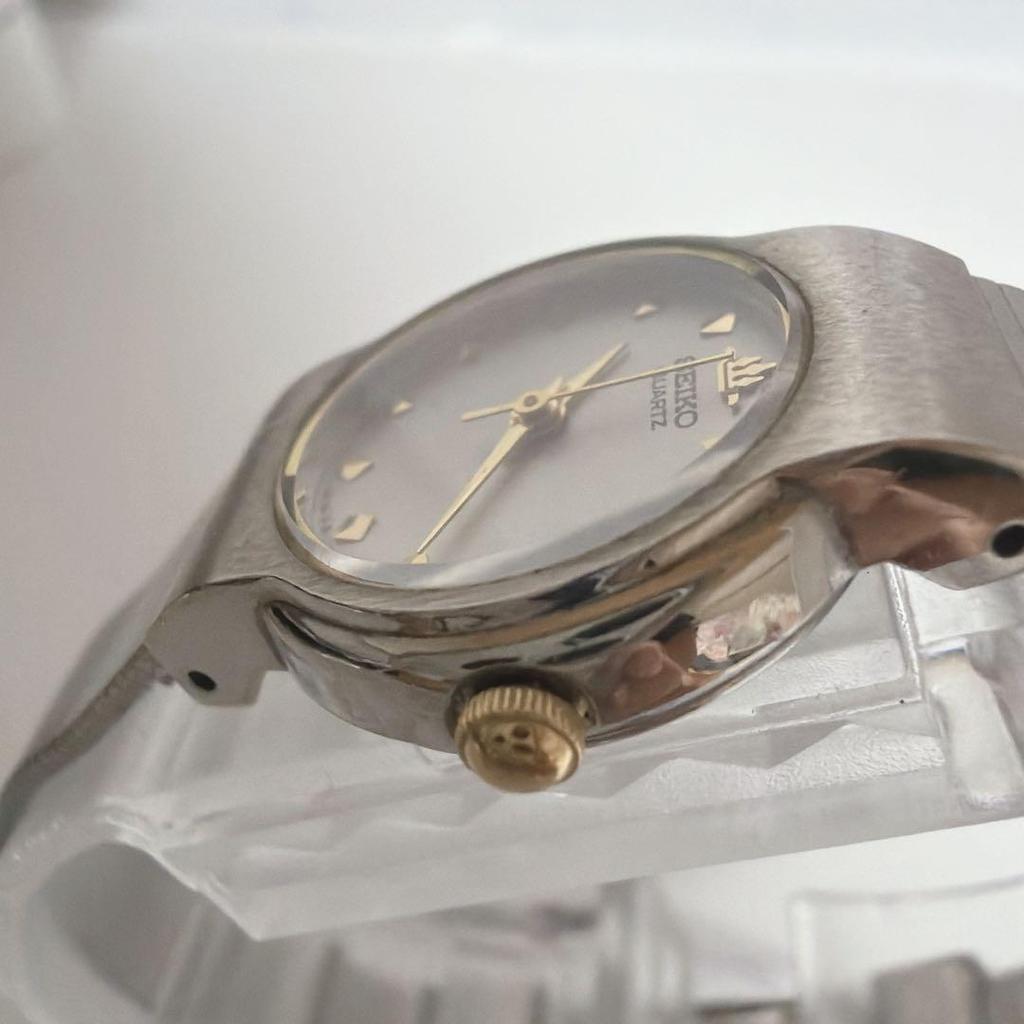 Used Working Condition, SEIKO QUARTZ Ladies Watch, Silver, Battery Replaced