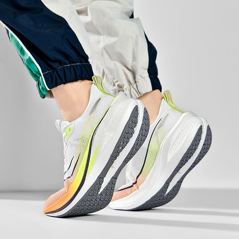 Luxury Men Women Sneakers Comfort Breathable Mesh Multifunctional Casual Shoes for Couples Ultra Light Training Jogging Shoes