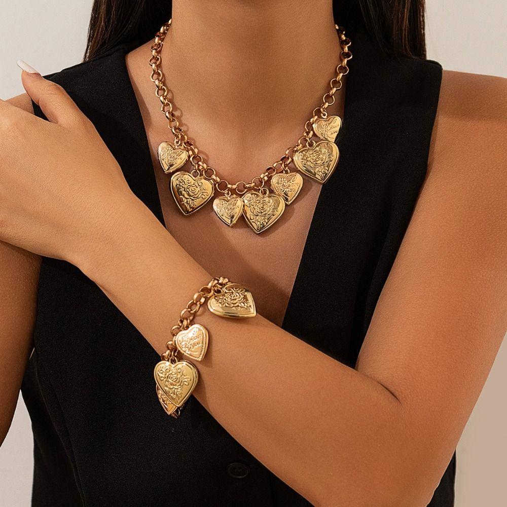 Stereoscopic Metal Heart Bracelet Elegant Vintage Jewelry Fashion Heart Pendant Necklace  Party