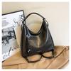 Women's 2025 Spring Retro Tote: Large-Capacity Simple Korean Fashion Shoulder Bag