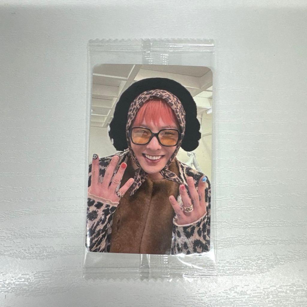 [USED] G-DRAGON Übermensch photocard ktown4u