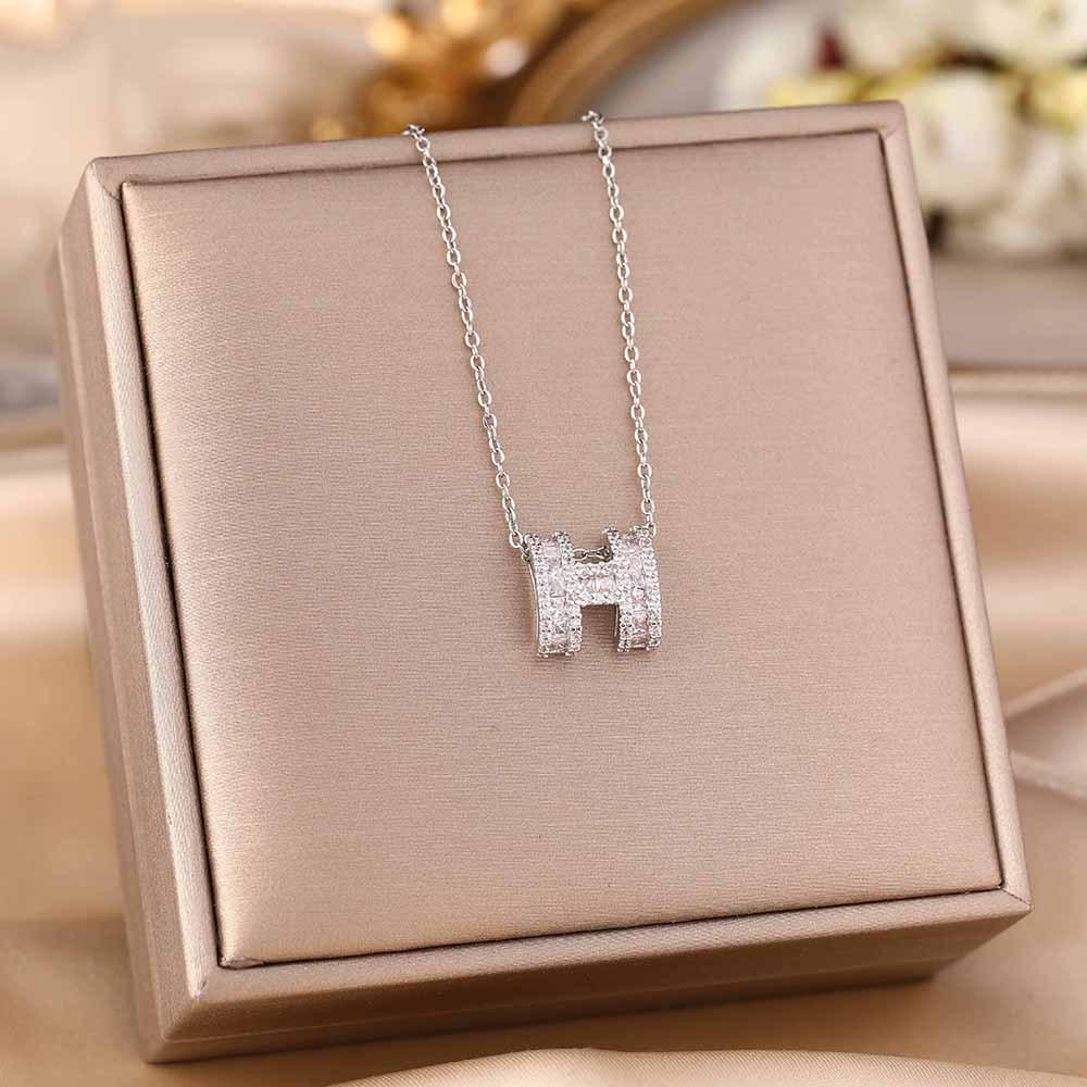 Women's Silver Titanium Steel Necklace with Micro-Inlaid Zircon - Elegant, Durable Clavicle Chain Jewelry