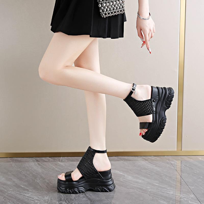 Platform sandals women's new summer small height increase fashion knitting not tired feet muffin sandals women