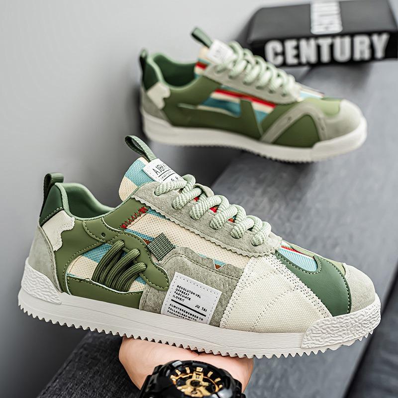 Summer New Fashion Versatile and Comfortable High-end Light Luxury Soft Sole Light Board Shoes Trendy Men's Shoes