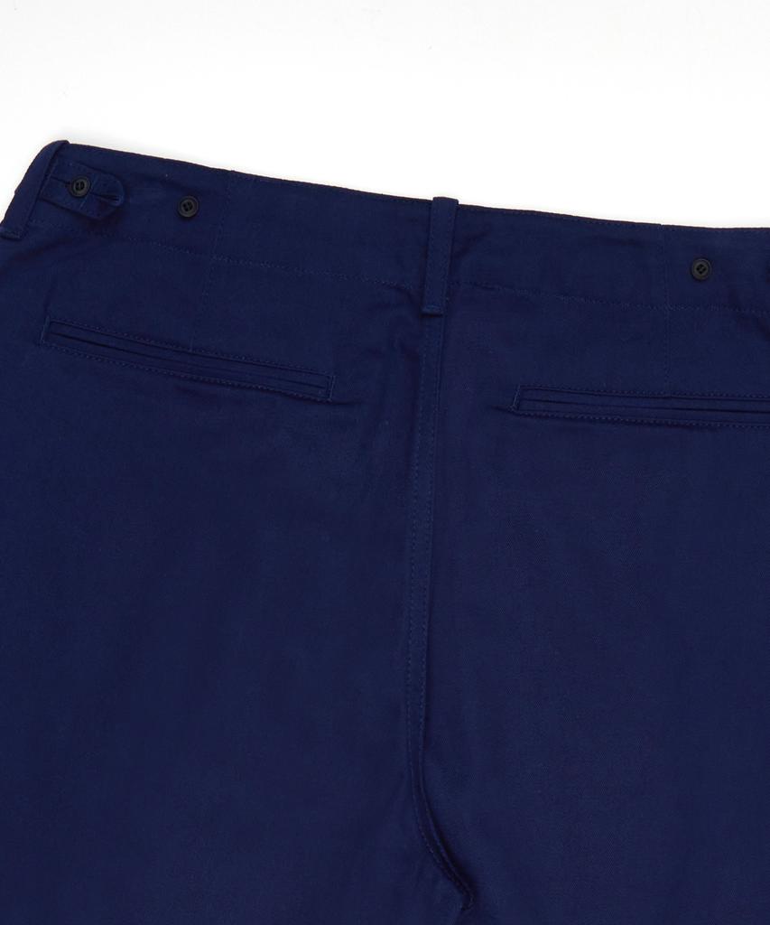 Pildeoseu Basic Standard Fit One-Tuck Shorts Navy