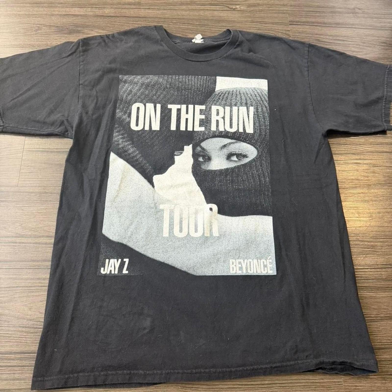 2014 Jay Z and Beyoncé On The Run Tour black music rap Tee Size Large Unisex T-Shirt XL