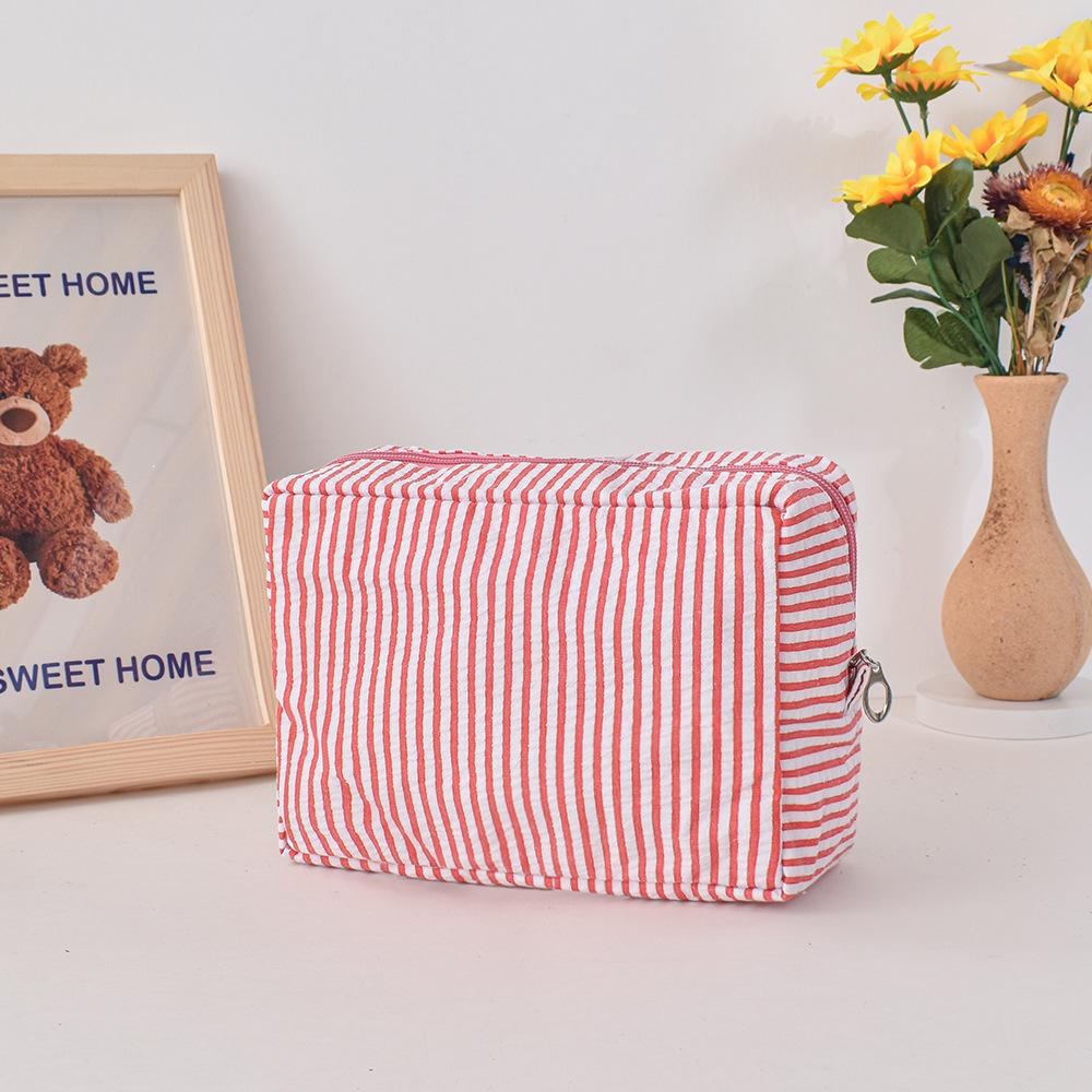 Personalized Cosmetic Bag Monogrammed Toiletry Bag Bridal Gift Bridesmaid Proposal Gift Bridesmaid Makeup Bag Cosmetic Pouch