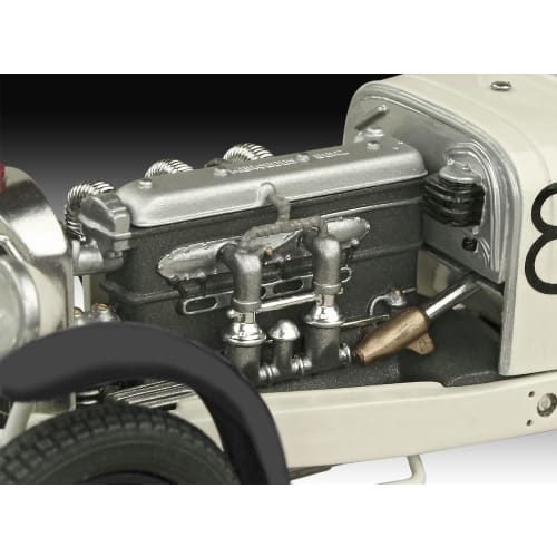 German Revell 1/32 Mercedes-Benz SSKL Plastic Model 07737 (Car)