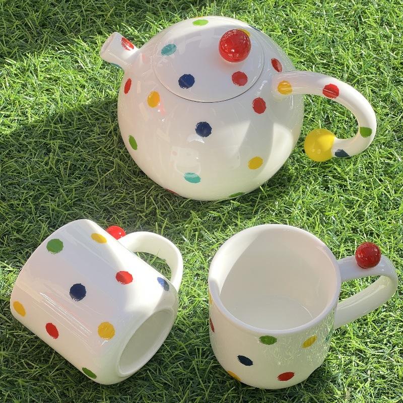 Kreatives farbiges gepunktetes Keramik-Teekannen-Set, schöne Teekanne, dreiteiliges Set, Kaffee-/Milchbecher, Haushalts-Teeservice