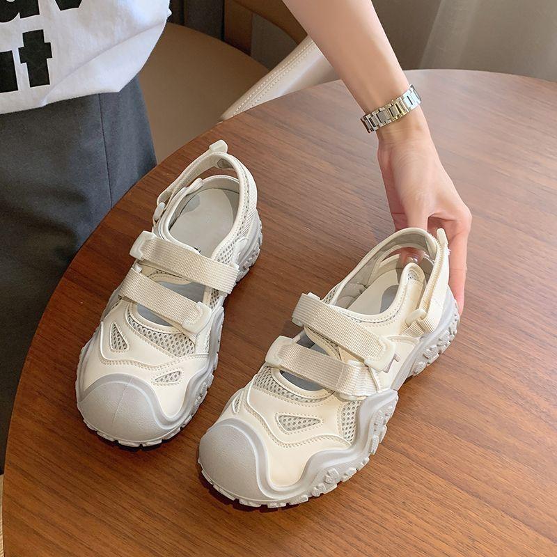 

Спортивные сандалии женские летние новые на платформе папины кроссовки на липучке полые дышащие уродливые милые повседневные маленькие белые туфли 40 [Simple and Stylish] слоновая кость