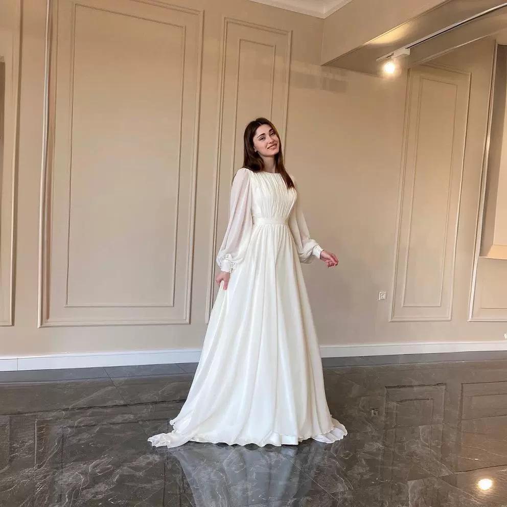 European-American Style White Lantern Pearl Tulle Wedding Gown