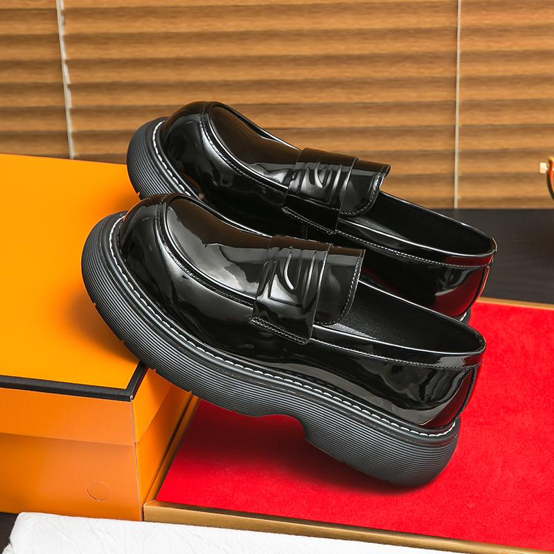 Fashion Size 38-45 Retro Men Le Fu Shoes Lacquer Leather  Black Green Thick Bottom Big Head Leather Shoes Casual Fashion Brand Men Shoes