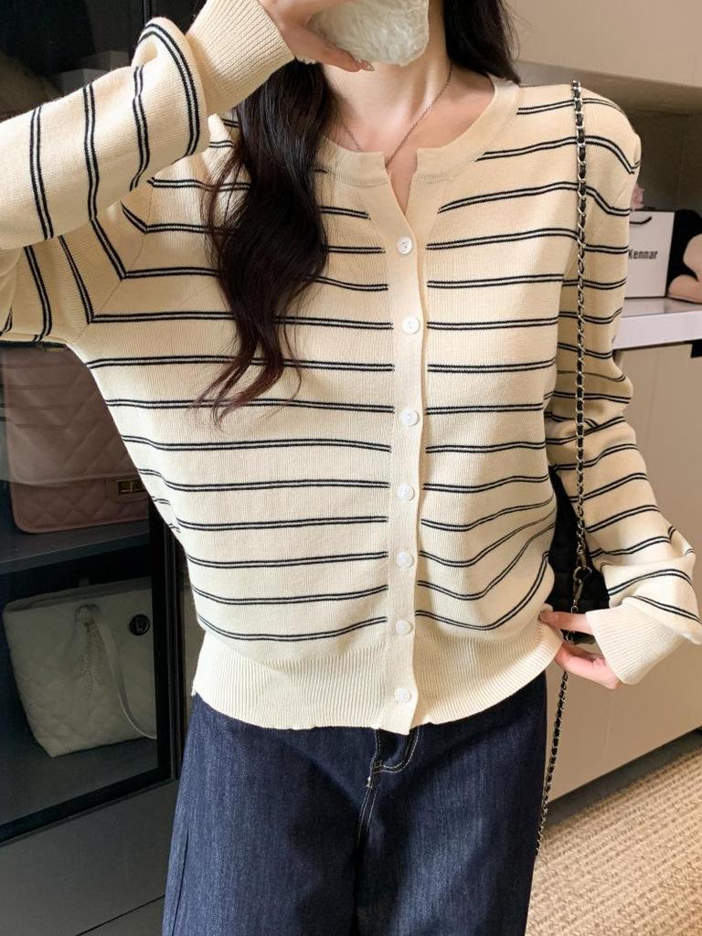 2025 Autumn/Winter Women's Korean Striped Knit Cardigan Sweater